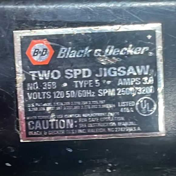 Black & Decker Two Spd Jigsaw Type 5 - Picture 2 of 11
